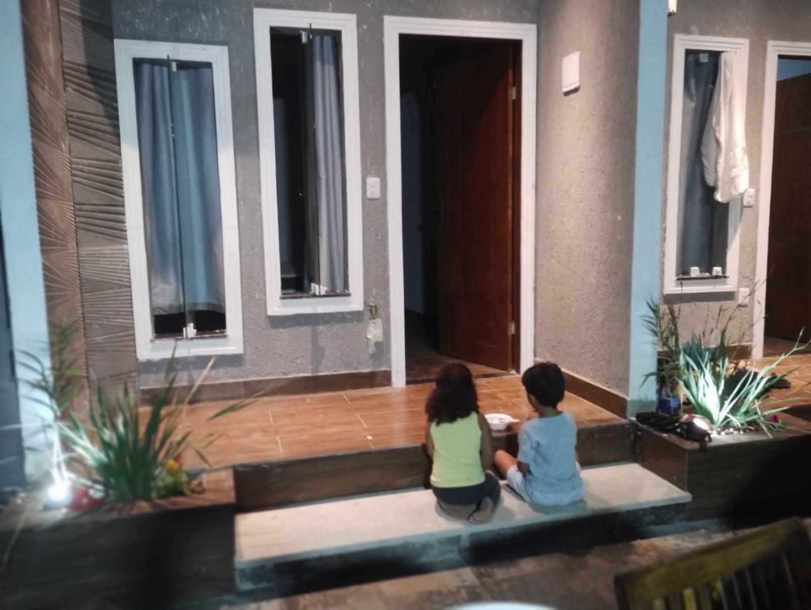 Pousada Recanto Beach House - Cabo Frio - Rj- Unamar- Cond Florestinha - 1 Min A Pe Da Praia Tamoios 외부 사진