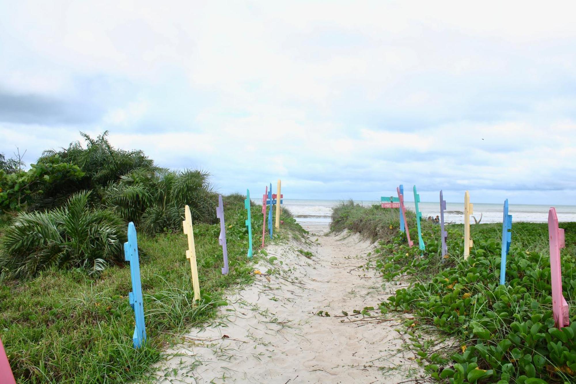Pousada Recanto Beach House - Cabo Frio - Rj- Unamar- Cond Florestinha - 1 Min A Pe Da Praia Tamoios 외부 사진